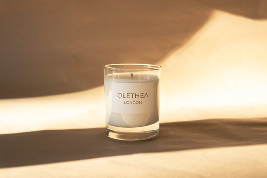 Minimalism Meets Elegance: Designing Aesthetic Spaces with Minimalist Candle Collections